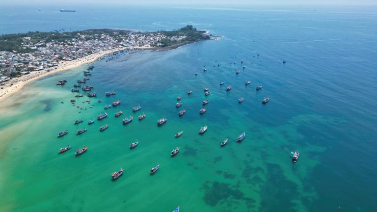 Làng Chài Phước Thiện Trong Sắc Ngọc