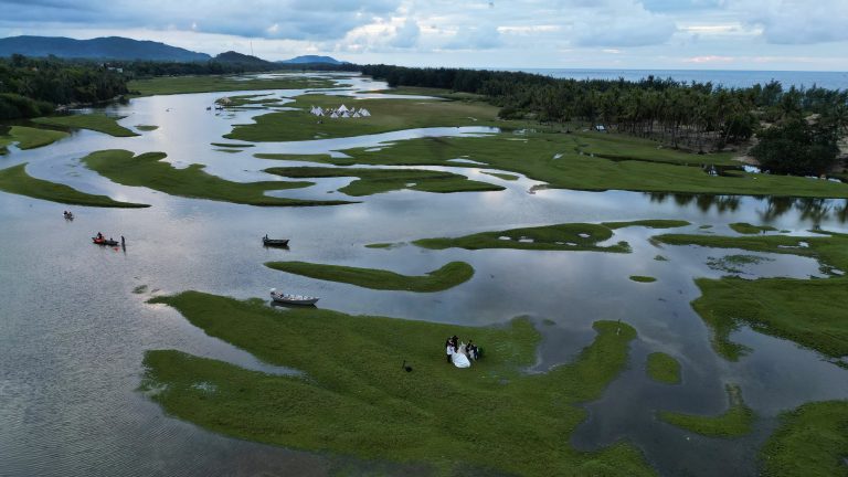 Hẹn nhau giữa Đầm An Khê