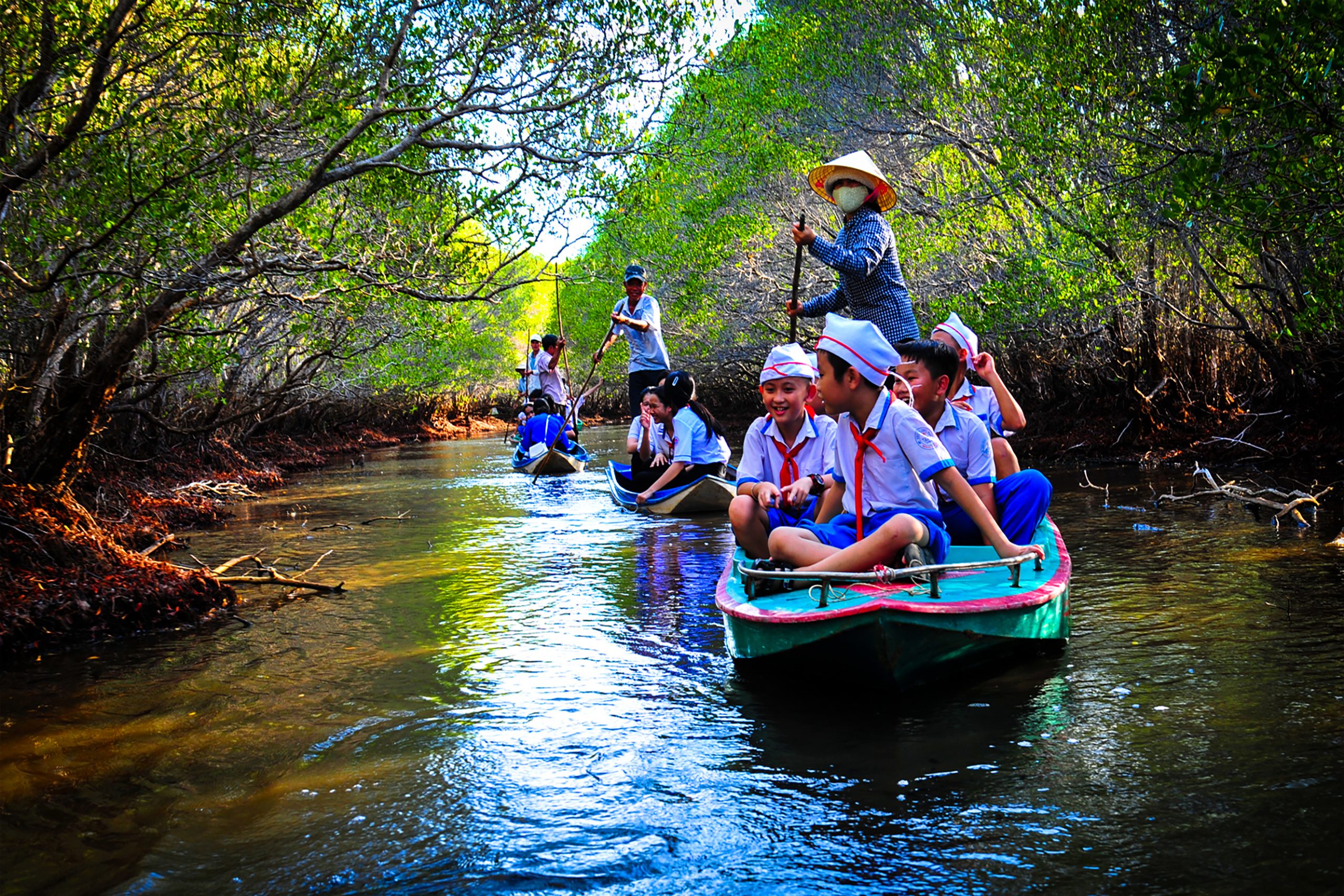 Tham quan và trải nghiệm