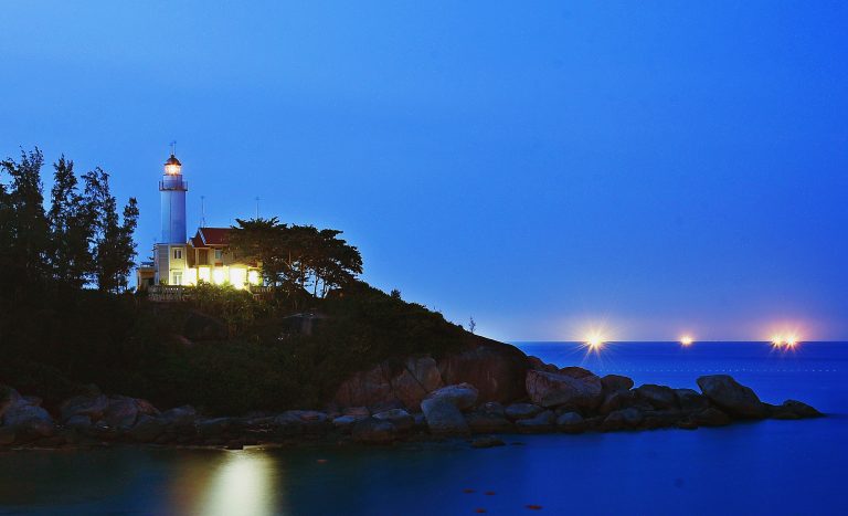 Hải đăng Vạn Ca
