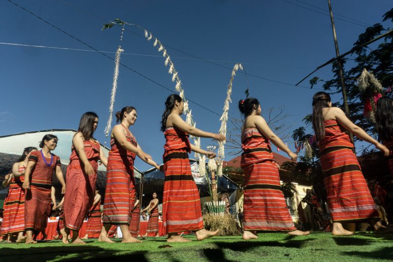 Lễ hội mừng lúa mới của đồng bào Giẻ Triêng