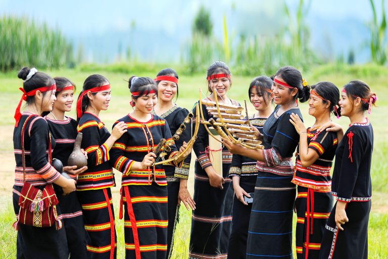 Khúc hát trên nương