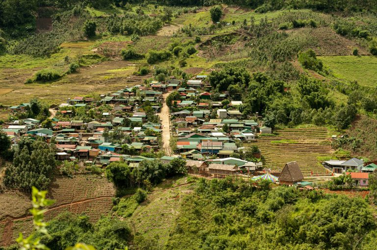 Măng Ri rạng rỡ mỗi ngày
