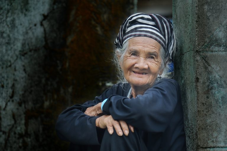 Nụ cười Hrê