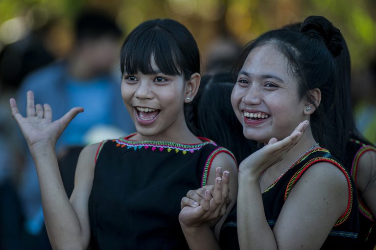 Niềm vui vỡ òa