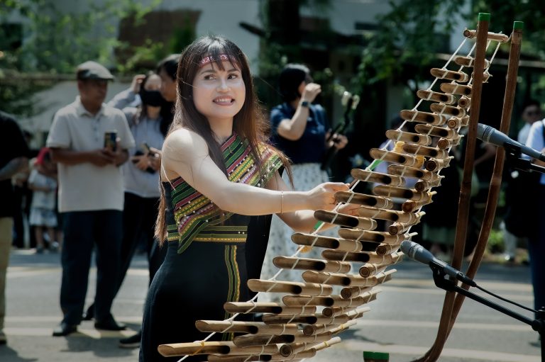 Góp vui cùng lễ hội