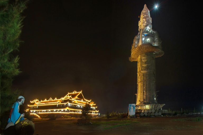 Tượng Phật mới