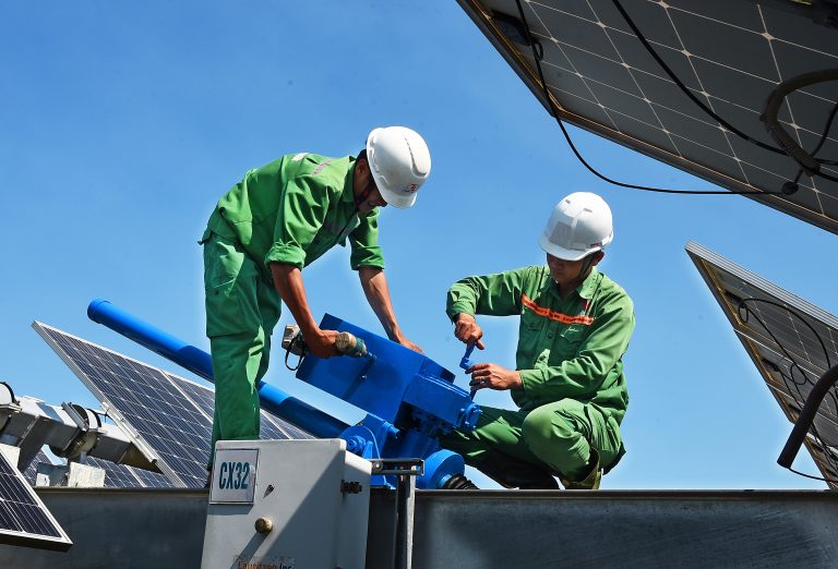 Bảo dưỡng pin mặt trời