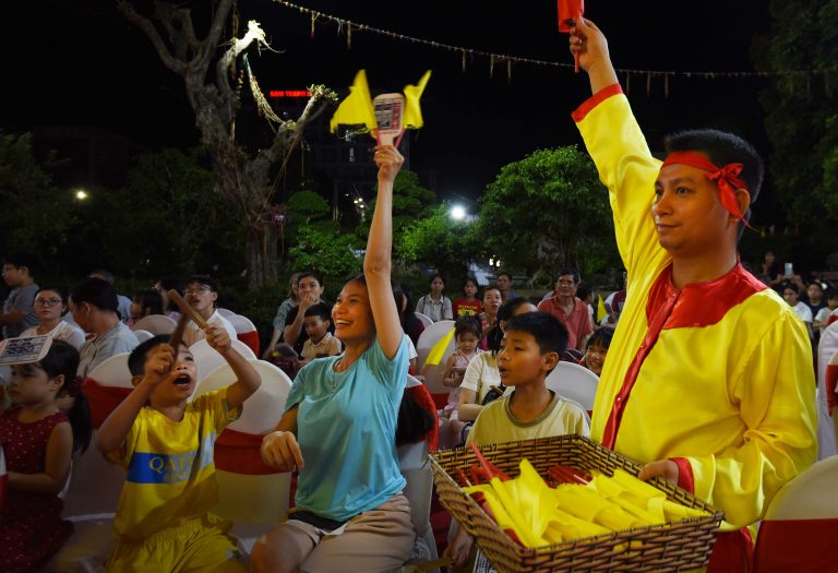 Trúng rồi ..vui quá