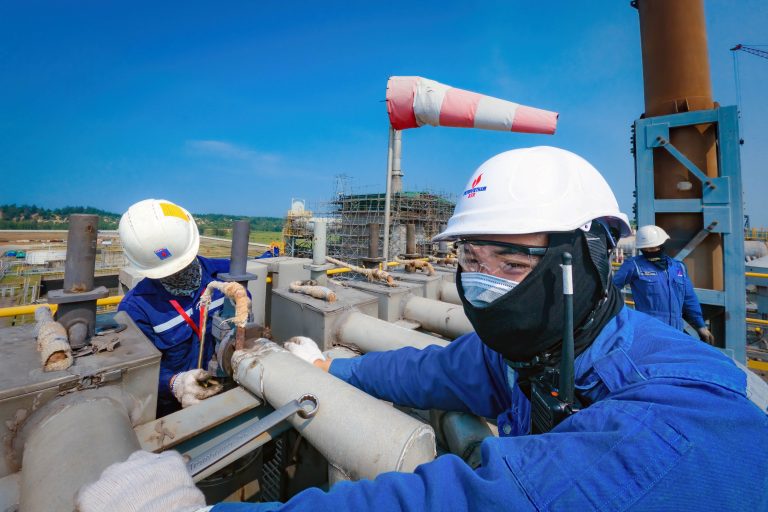 Niềm vui của người giữ lửa Dung Quất