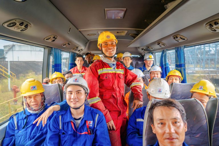 Nụ cười sau ca bảo dưỡng