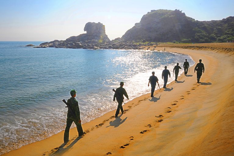 Vững Bước Bảo Vệ Chủ Quyền