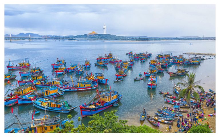 Sắc màu chợ nổi An Phú
